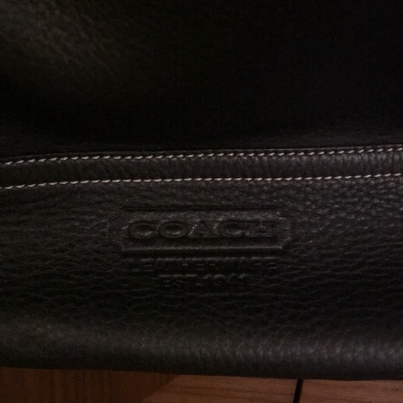 Coach leather bag - Picture 3 of 4